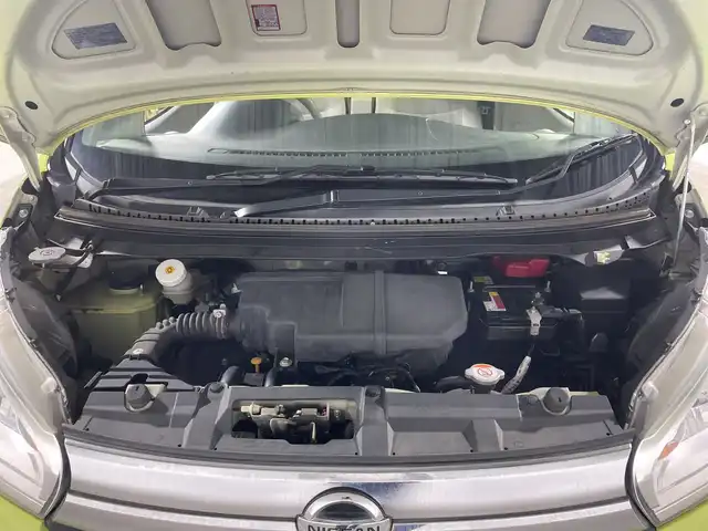 日産 デイズ X 神奈川県 2015(平27)年 2.2万km レモンライム 純正7型SDナビゲーション【MC315D-W】/フルセグ Bluetooth CD DVD SD iPod USB/アラウンドビューモニター/エマージェンシーブレーキ/横滑り抑制機能/プッシュスタート/ステアリングスイッチ/純正フロアマット/アイドリングストップ/ヘッドライトレベライザー/電動格納ミラー/スマートキー/スペアキー
