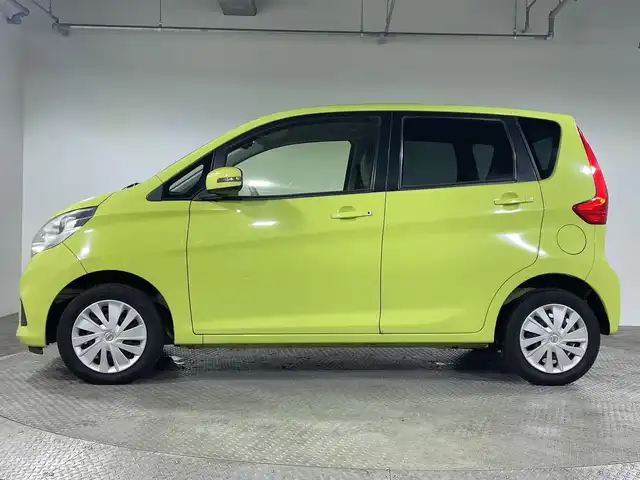 日産 デイズ X 神奈川県 2015(平27)年 2.2万km レモンライム 純正7型SDナビゲーション【MC315D-W】/フルセグ Bluetooth CD DVD SD iPod USB/アラウンドビューモニター/エマージェンシーブレーキ/横滑り抑制機能/プッシュスタート/ステアリングスイッチ/純正フロアマット/アイドリングストップ/ヘッドライトレベライザー/電動格納ミラー/スマートキー/スペアキー