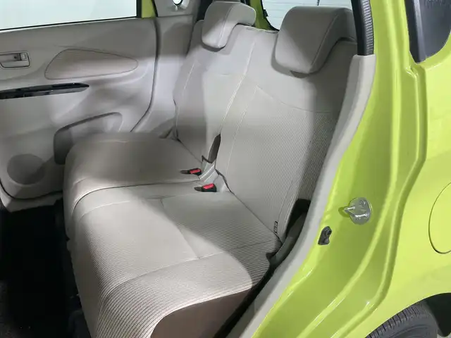 日産 デイズ X 神奈川県 2015(平27)年 2.2万km レモンライム 純正7型SDナビゲーション【MC315D-W】/フルセグ Bluetooth CD DVD SD iPod USB/アラウンドビューモニター/エマージェンシーブレーキ/横滑り抑制機能/プッシュスタート/ステアリングスイッチ/純正フロアマット/アイドリングストップ/ヘッドライトレベライザー/電動格納ミラー/スマートキー/スペアキー