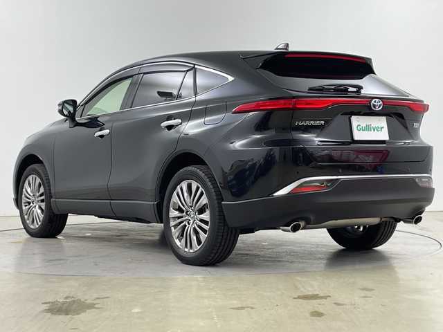 トヨタ ハリアー ハイブリッド Z レザーパッケージ 道央・札幌 2022(令4)年 0.9万km プレシャスブラックパール ・4WD/ハイブリット/・トヨタセーフティセンス/・プリクラッシュセーフティ/・レーダークルーズコントロール/・ブラインドスポットモニター/・純正ディスプレイオーディオ/・ナビ/AUX/USB/AppleCarPlay/AndroidAuto/・Bluetooth接続/・JBLサウンドシステム/・パノラマルーフ/・パノラミックビューモニター/・社外前後ドライブレコーダー/・ビルトインETC2.0/・ステアリングヒーター/・レザーシート/パワーシート/・シートヒーター/エアシート/・デジタルインナーミラー（ドラレコ前後機能付き）