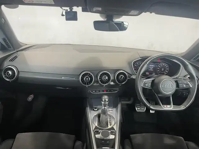 アウディ ＴＴクーペ 40TFSI 静岡県 2019(令1)年 3.7万km グレイシアホワイトメタリック 後期モデル/コンフォート・パッケージ/MMIナビ/CarPlay対応/バーチャル・コックピット/リヤビュー・カメラ/サイドアシスト/フロント・リヤPDC/シートヒーター/電動シート/ホールドアシスト
