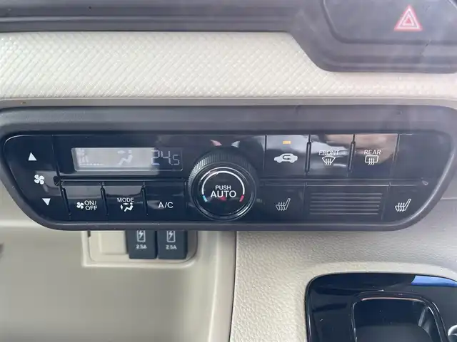 ホンダ Ｎ ＢＯＸ G L ホンダセンシング 熊本県 2020(令2)年 5.4万km クリスタルブラックパール 社外ナビ/・AM/FM/CD/DVD/BT/SD/バックカメラ/ホンダセンシング/・衝突軽減ブレーキ/・レーンキープアシスト/・レーダークルーズコントロール/・先行車発進お知らせ/・標識認識機能/左側電動スライド/ETC/LEDヘッドライト/オートライト/前席シートヒーター/後席ロールサンシェード/社外フロアマット/電動格納ミラー/ウインカーミラー/プッシュスタート