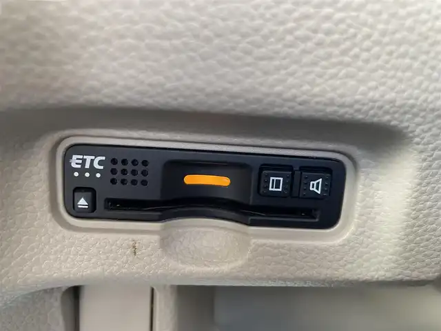 ホンダ Ｎ ＢＯＸ G L ホンダセンシング 熊本県 2020(令2)年 5.4万km クリスタルブラックパール 社外ナビ/・AM/FM/CD/DVD/BT/SD/バックカメラ/ホンダセンシング/・衝突軽減ブレーキ/・レーンキープアシスト/・レーダークルーズコントロール/・先行車発進お知らせ/・標識認識機能/左側電動スライド/ETC/LEDヘッドライト/オートライト/前席シートヒーター/後席ロールサンシェード/社外フロアマット/電動格納ミラー/ウインカーミラー/プッシュスタート