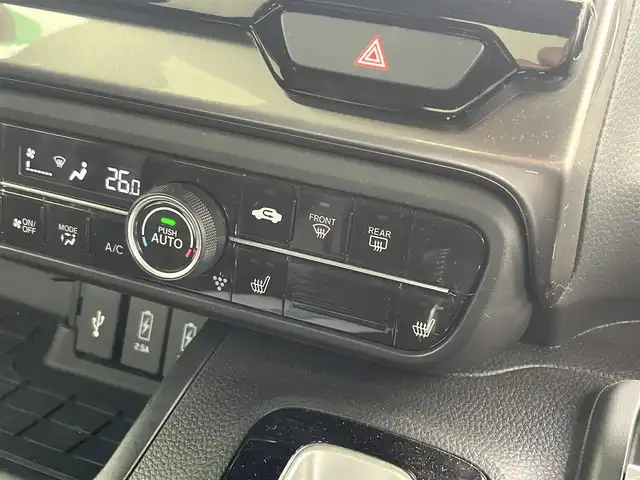 ホンダ Ｎ ＢＯＸ カスタム L ターボ スタイル+ブラック 三重県 2022(令4)年 3.7万km クリスタルブラックパール ターボ/7CVT/ホンダセンシング/パーキングセンサーシステム/レーダークルーズ/純正9インチナビゲーション/地デジTV/DVD/CD/Bluetooth/バックカメラ/両側パワースライドドア/LEDヘッドランプ/ブラック加飾付きバンパー/ブラックアルミホイール/メタルスモーク偏光塗装インパネ加飾/メタルスモーク加飾付き革巻きステアリング/シートヒーター（運転席・助手席）/スマートキー/前後ドラレコ/ETC