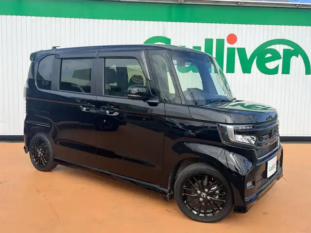 ホンダ Ｎ ＢＯＸ カスタム L ターボ スタイル+ブラック 三重県 2022(令4)年 3.7万km クリスタルブラックパール ターボ/7CVT/ホンダセンシング/パーキングセンサーシステム/レーダークルーズ/純正9インチナビゲーション/地デジTV/DVD/CD/Bluetooth/バックカメラ/両側パワースライドドア/LEDヘッドランプ/ブラック加飾付きバンパー/ブラックアルミホイール/メタルスモーク偏光塗装インパネ加飾/メタルスモーク加飾付き革巻きステアリング/シートヒーター（運転席・助手席）/スマートキー/前後ドラレコ/ETC