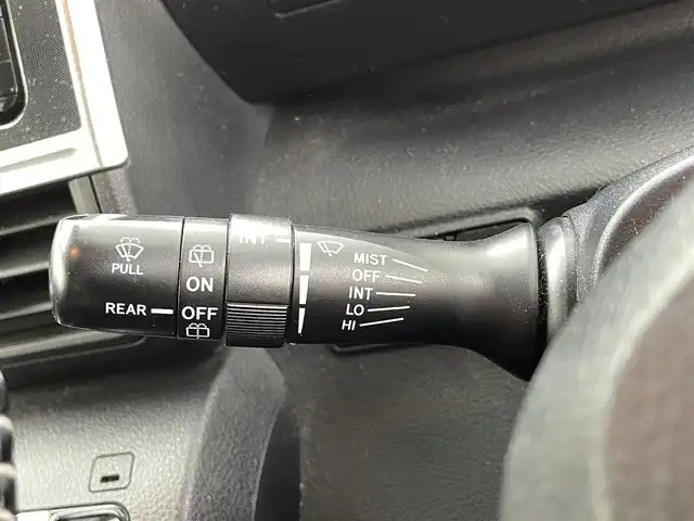 トヨタ シエンタ G 福井県 2017(平29)年 8.4万km ホワイトパールクリスタルシャイン 社外ＳＤナビ　型式：ＣＮ－ＲＥ０３ＷＤ/（Ｉｐｏｄ／ＴＶ／ＣＤ／ＤＶＤ／ＢＴ／ＦＭ／ＡＭ）/両側パワースライドドア/純正ビルトインＥＴＣ/７人乗り仕様/純正ＬＥＤヘッドライト/トヨタセーフティセンス