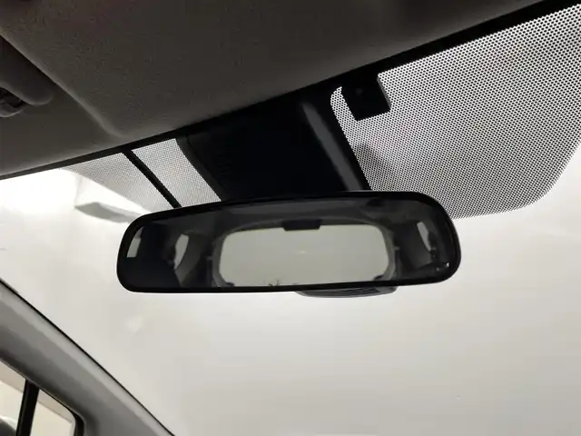 トヨタ シエンタ G 福井県 2017(平29)年 8.4万km ホワイトパールクリスタルシャイン 社外ＳＤナビ　型式：ＣＮ－ＲＥ０３ＷＤ/（Ｉｐｏｄ／ＴＶ／ＣＤ／ＤＶＤ／ＢＴ／ＦＭ／ＡＭ）/両側パワースライドドア/純正ビルトインＥＴＣ/７人乗り仕様/純正ＬＥＤヘッドライト/トヨタセーフティセンス