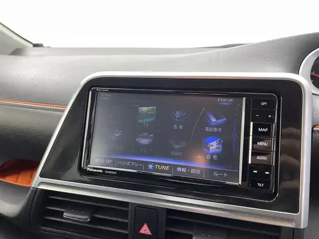 トヨタ シエンタ G 福井県 2017(平29)年 8.4万km ホワイトパールクリスタルシャイン 社外ＳＤナビ　型式：ＣＮ－ＲＥ０３ＷＤ/（Ｉｐｏｄ／ＴＶ／ＣＤ／ＤＶＤ／ＢＴ／ＦＭ／ＡＭ）/両側パワースライドドア/純正ビルトインＥＴＣ/７人乗り仕様/純正ＬＥＤヘッドライト/トヨタセーフティセンス