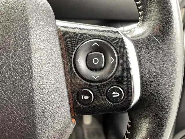 トヨタ シエンタ G 福井県 2017(平29)年 8.4万km ホワイトパールクリスタルシャイン 社外ＳＤナビ　型式：ＣＮ－ＲＥ０３ＷＤ/（Ｉｐｏｄ／ＴＶ／ＣＤ／ＤＶＤ／ＢＴ／ＦＭ／ＡＭ）/両側パワースライドドア/純正ビルトインＥＴＣ/７人乗り仕様/純正ＬＥＤヘッドライト/トヨタセーフティセンス