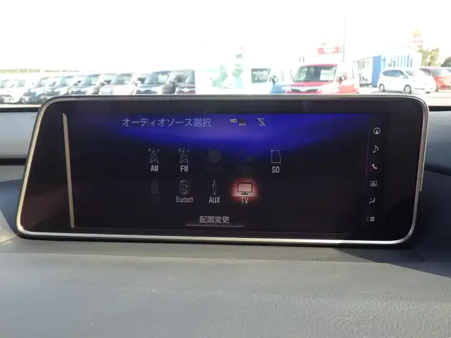 レクサス ＲＸ 450h Fスポーツ 千葉県 2018(平30)年 5.3万km ホワイトノーヴァガラスフレーク Lexus Safety System+/・プリクラッシュセーフティ/・レーンディパーチャーアラート/・オートハイビーム/・レーダークルーズコントロール/・ブラインドスポットモニター/・RCTA（リヤクロストラフィックアラート）/パワーバックドア/ブラックレザーシート/前席パワーシート/エアシート/シートヒーター/リア電動リクライニングシート/純正SDナビ/地デジTV/【BD/DVD/CD再生機能　Bluetooth接続】/バックカメラ/革巻きステアリング/ステアリングスイッチ/パドルシフト/ETC（2.0）/3眼LEDヘッドライト/フォグライト/ウインカーミラー/クリアランスソナー/純正20インチアルミホイル/サイド/カーテンエアバッグ/スマートキー