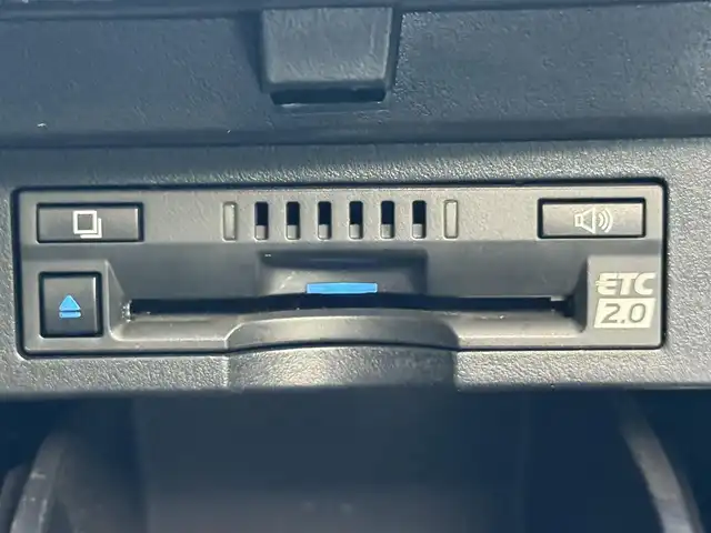 トヨタ アルファードハイブリット エグゼクティブ ラウンジ S 千葉県 2020(令2)年 5.6万km ホワイトパールクリスタルシャイン モデリスタフルエアロ/ツインムーンルーフ/純正メモリーナビ/フルセグ/CD/DVD/BT/USB/JBLプレミアムサウンド/パノラミックビューモニター/リヤエンターテイメントシステム/後席用フリップダウンモニター/パワーバックドア/両側パワースライドドア/デジタルインナーミラー/トヨタセーフティセンス/レーダークルーズコントロール/プリクラッシュセーフティ/レーンキープアシスト/レザーシート/1～2列目パワーシート/シートヒーター/ベンチレーション/ドライブレコーダー/ETC2.0/ステアリングヒーター/オートハイビーム/LEDヘッドライト/フォグランプ/スマートキー×2