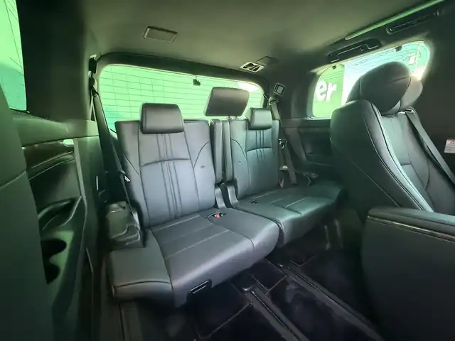 トヨタ アルファードハイブリット エグゼクティブ ラウンジ S 千葉県 2020(令2)年 5.6万km ホワイトパールクリスタルシャイン モデリスタフルエアロ/ツインムーンルーフ/純正メモリーナビ/フルセグ/CD/DVD/BT/USB/JBLプレミアムサウンド/パノラミックビューモニター/リヤエンターテイメントシステム/後席用フリップダウンモニター/パワーバックドア/両側パワースライドドア/デジタルインナーミラー/トヨタセーフティセンス/レーダークルーズコントロール/プリクラッシュセーフティ/レーンキープアシスト/レザーシート/1～2列目パワーシート/シートヒーター/ベンチレーション/ドライブレコーダー/ETC2.0/ステアリングヒーター/オートハイビーム/LEDヘッドライト/フォグランプ/スマートキー×2