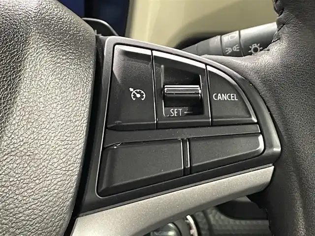 スズキ クロスビー HYBRID MX 愛知県 2019(令1)年 3.5万km ファーベントレッド/スーパーブラックパール 純正8インチナビ/（フルセグTV/Bluetooth/AM/FM/SD/USB）/衝突軽減ブレーキ/クルーズコントロール/前後ドライブレコーダー/コーナーセンサー/レーンキープアシスト/パーキングアシスト/プッシュスタート/スマートキー/ミュージックプレイヤー接続/純正フロアマット/純正16インチアルミホイール/オートライト/シートヒーター