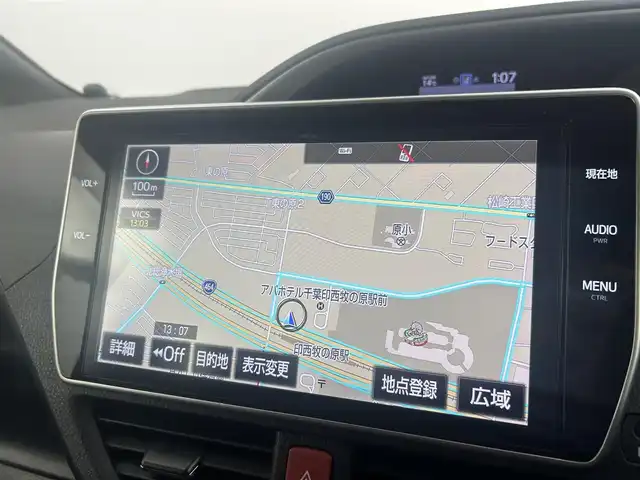 トヨタ ヴォクシー ZS 煌 千葉県 2018(平30)年 4.7万km ホワイトパールクリスタルシャイン 禁煙車/トヨタセーフティセンス/・レーンディパーチャーアラート/・クリアランスソナー/・クルーズコントロール/両側パワースライドドア/純正10インチメモリナビ/・型番：NSZN-Z66T/・CD/DVD/Bluetooth/フルセグTV/・バックカメラ/・ビルトインETC2.0/12.1インチフリップダウンモニター/革巻きステアリング/・ステアリングスイッチ/MT付きAT/左右独立エアコン/純正フロアマット/純正16インチAW/オートライト/・オートマチックハイビーム/・LEDヘッドライト/・LEDフォグランプ