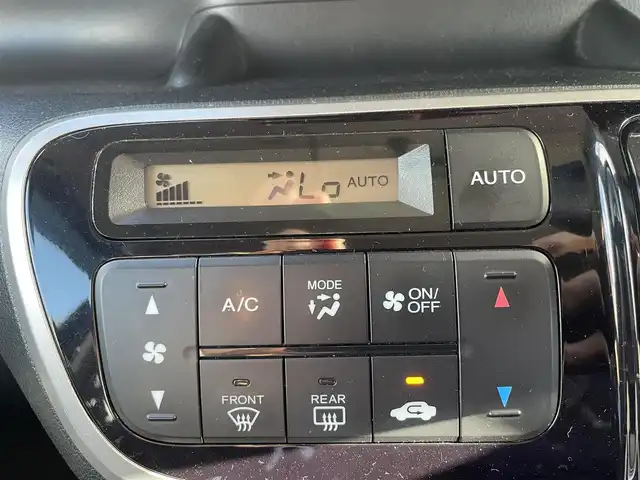 ホンダ Ｎ ＢＯＸ カスタム G Lパッケージ 福岡県 2012(平24)年 10.7万km プレミアムダイナミックブルーパール (株)IDOMが運営する【じしゃロン八幡西店】の自社ローン対象車両になります。こちらは現金ご利用時の価格です。自社ローンご希望の方は別途その旨お申付け下さい。/・ナビ（VXM-128VS）/・バックカメラ/・片側パワースライド/・ETC/・プッシュスタート/・純正フロアマット