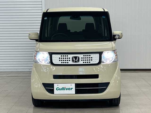ホンダ Ｎ ＢＯＸ G L SSパッケージ 熊本県 2015(平27)年 6.2万km クッキークリーム 社外ＳＤナビ（ＣＤ/ＤＶＤ/フルセグ/ラジオ）/バックカメラ/ＥＴＣ/両側パワースライドドア/衝突軽減システム/横滑り防止装置/ステアリングスイッチ/プッシュスタート/スマートキー×２/ドアバイザー/純正フロアマット/リアサンシェード