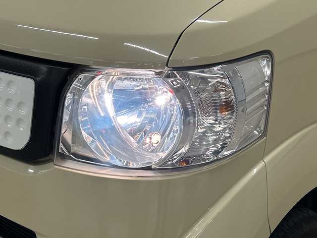 ホンダ Ｎ ＢＯＸ G L SSパッケージ 熊本県 2015(平27)年 6.2万km クッキークリーム 社外ＳＤナビ（ＣＤ/ＤＶＤ/フルセグ/ラジオ）/バックカメラ/ＥＴＣ/両側パワースライドドア/衝突軽減システム/横滑り防止装置/ステアリングスイッチ/プッシュスタート/スマートキー×２/ドアバイザー/純正フロアマット/リアサンシェード