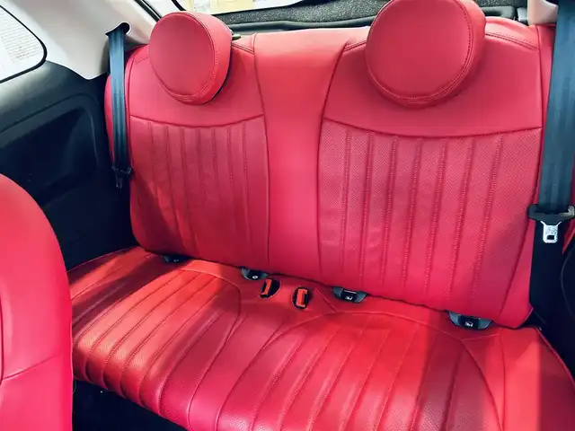 フィアット ５００ 1．2 カルト 大阪府 2022(令4)年 2.7万km ボサノバホワイト ワンオーナー/レザー調シートカバー/純正ディスプレイオーディオ/applecarplay/クルーズコントロール/純正14インチAW/ETC/ドラレコ/純正フロアマット/リモコンキー