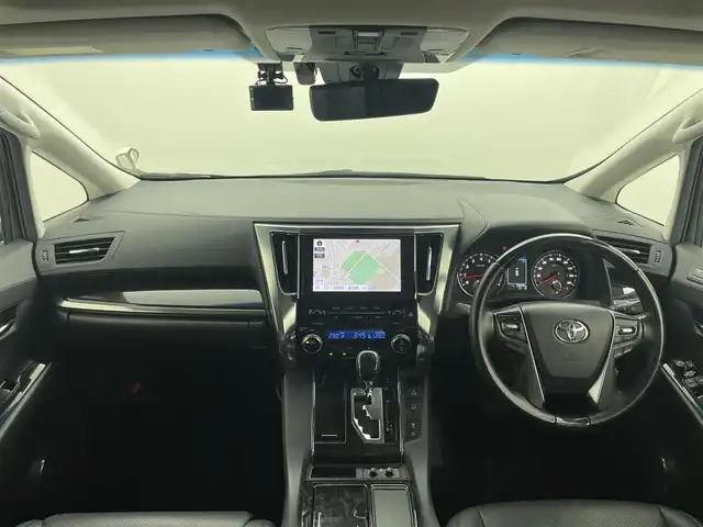 トヨタ アルファード S Cパッケージ 岡山県 2021(令3)年 4万km ホワイトパールクリスタルシャイン サンルーフ/１２．１インチフリップダウンモニター/純正９インチディスプレイオーディオ/フルセグTV/Bluetooth/Carplay/CD/DVDプレイヤー/USB接続/100V電源/前後ドライブレコーダー/デジタルインナーミラー/三眼LEDヘッドライト（Auto）/オートハイビーム/レーダークルーズコントロール/ビルトインETC/シートヒーター/エアシート/ステアリングヒーター/衝突軽減ブレーキシステム/両側電動スライドドア/バックカメラ/ブラインドスポットモニター/パワーシート/純正１８インチアルミホイール/オットマン/電動リアゲート