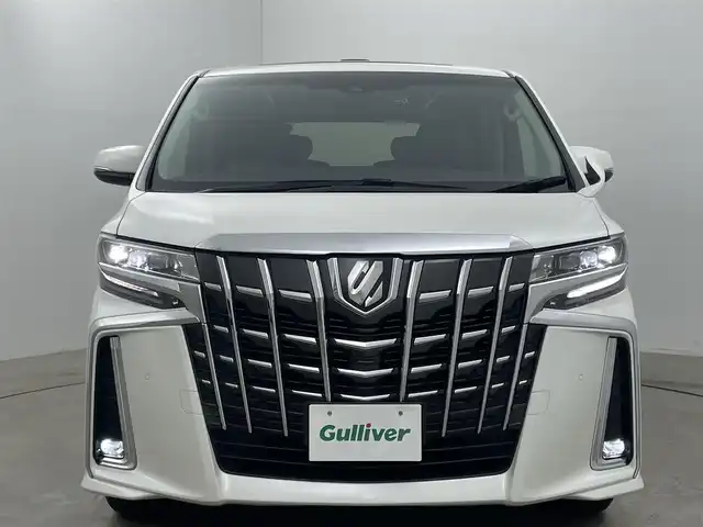 トヨタ アルファード S Cパッケージ 岡山県 2021(令3)年 4万km ホワイトパールクリスタルシャイン サンルーフ/１２．１インチフリップダウンモニター/純正９インチディスプレイオーディオ/フルセグTV/Bluetooth/Carplay/CD/DVDプレイヤー/USB接続/100V電源/前後ドライブレコーダー/デジタルインナーミラー/三眼LEDヘッドライト（Auto）/オートハイビーム/レーダークルーズコントロール/ビルトインETC/シートヒーター/エアシート/ステアリングヒーター/衝突軽減ブレーキシステム/両側電動スライドドア/バックカメラ/ブラインドスポットモニター/パワーシート/純正１８インチアルミホイール/オットマン/電動リアゲート