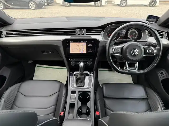 フォルクスワーゲン アルテオン TSI 4モーション Rライン 富山県 2019(令1)年 5.9万km 黒 4WD/純正ナビ/フルセグTV/パワーリアゲート/リアビューカメラ/ビルトインETC2.0/アダプティブクルーズコントロール/パーキングアシスト/オールインセーフティ/・レーンキープアシストシステム/・レーンチェンジアシストシステム/・ハイビームアシスト/・ドライバー疲労検知システム/・パークディスタンスコントロール/・オプティカルパーキングシステム/・リアトラフィックアラート/・プリクラッシュブレーキシステム/IC付ターボ/LEDヘッドランプ/本革巻きステアリング/パドルシフト/ナッパ革シート/前席シートヒーター/運転席パワーシート/純正19インチアルミホイール/キーレスアクセス/禁煙車