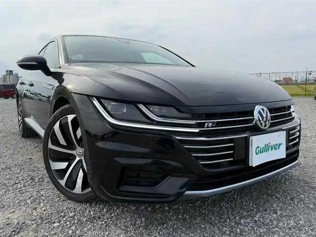 フォルクスワーゲン アルテオン TSI 4モーション Rライン 富山県 2019(令1)年 5.9万km 黒 4WD/純正ナビ/フルセグTV/パワーリアゲート/リアビューカメラ/ビルトインETC2.0/アダプティブクルーズコントロール/パーキングアシスト/オールインセーフティ/・レーンキープアシストシステム/・レーンチェンジアシストシステム/・ハイビームアシスト/・ドライバー疲労検知システム/・パークディスタンスコントロール/・オプティカルパーキングシステム/・リアトラフィックアラート/・プリクラッシュブレーキシステム/IC付ターボ/LEDヘッドランプ/本革巻きステアリング/パドルシフト/ナッパ革シート/前席シートヒーター/運転席パワーシート/純正19インチアルミホイール/キーレスアクセス/禁煙車