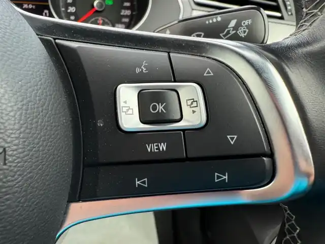 フォルクスワーゲン アルテオン TSI 4モーション Rライン 富山県 2019(令1)年 5.9万km 黒 4WD/純正ナビ/フルセグTV/パワーリアゲート/リアビューカメラ/ビルトインETC2.0/アダプティブクルーズコントロール/パーキングアシスト/オールインセーフティ/・レーンキープアシストシステム/・レーンチェンジアシストシステム/・ハイビームアシスト/・ドライバー疲労検知システム/・パークディスタンスコントロール/・オプティカルパーキングシステム/・リアトラフィックアラート/・プリクラッシュブレーキシステム/IC付ターボ/LEDヘッドランプ/本革巻きステアリング/パドルシフト/ナッパ革シート/前席シートヒーター/運転席パワーシート/純正19インチアルミホイール/キーレスアクセス/禁煙車