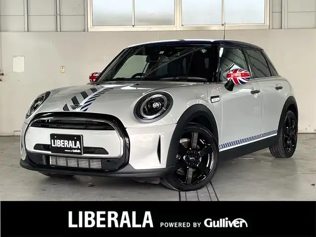 ＭＩＮＩ ＢＭＷ ミニ クーパー D ブリックレーンED 兵庫県 2022(令4)年 2.1万km ホワイト・シルバー 300台限定特別仕様車/純正ナビ/バックカメラ/ETC/レザーレットシート/シートヒーター/前後ドラレコ/コーナーセンサー/BT/USB