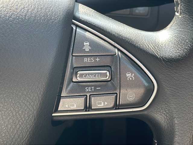 日産 スカイライン ハイブリッド 350GT FOUR Type P 青森県 2014(平26)年 9.2万km クリスタルホワイトパール 4WD/純正SDナビ・フルセグTV/CD・DVD・Bluetooth・USB/アラウンドビューモニター/黒レザーシート/前席パワーシート・ヒーター/エマージェンシーブレーキ/追従クルーズコントロール/アクティブレーンコントロール/ブラインドスポットワーニング/前後ソナー/純正エンジンスターター/ビルトインETC/LEDヘッドライト/LEDフォグランプ/17インチアルミ/スマートキー/プッシュスタート