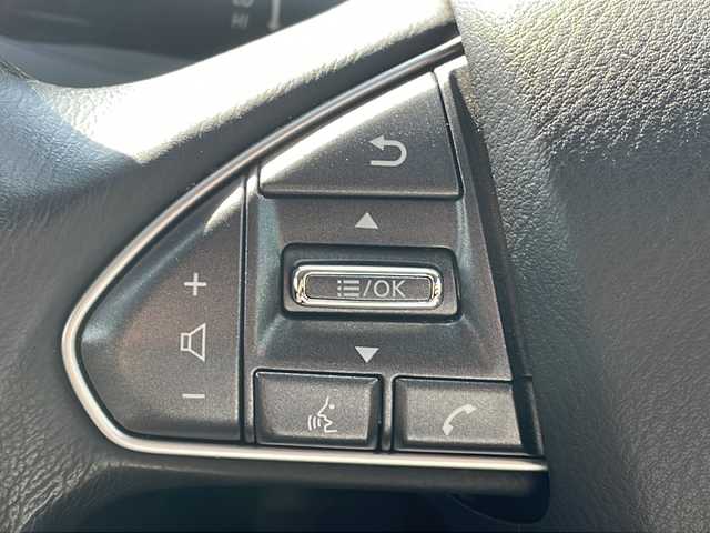日産 スカイライン ハイブリッド 350GT FOUR Type P 青森県 2014(平26)年 9.2万km クリスタルホワイトパール 4WD/純正SDナビ・フルセグTV/CD・DVD・Bluetooth・USB/アラウンドビューモニター/黒レザーシート/前席パワーシート・ヒーター/エマージェンシーブレーキ/追従クルーズコントロール/アクティブレーンコントロール/ブラインドスポットワーニング/前後ソナー/純正エンジンスターター/ビルトインETC/LEDヘッドライト/LEDフォグランプ/17インチアルミ/スマートキー/プッシュスタート