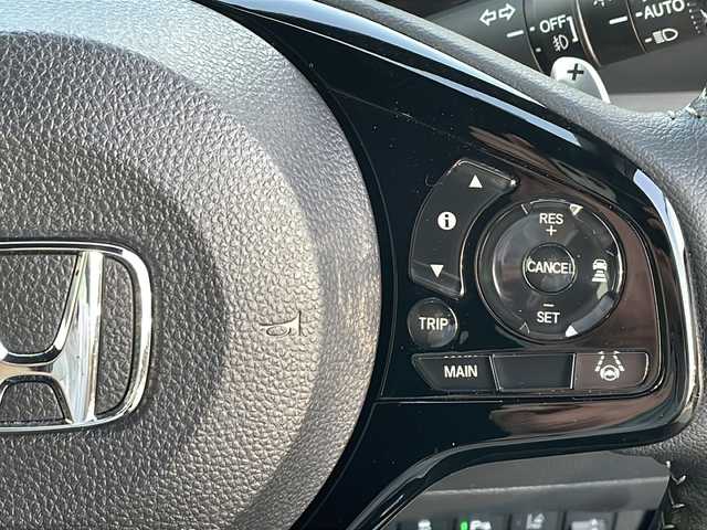 ホンダ Ｎ ＯＮＥ プレミアム ツアラー 道北・旭川 2021(令3)年 0.9万km ブリティッシュグリーンP ハーフレザーシート/前席シートヒーター/純正CD/AUX/社外360ドラレコ/コーナーセンサー/パドルシフト/黒木目調パネル/ステアリングスイッチ/LEDヘッドライトウィンカー/ホンダセンシング/衝突軽減ブレーキ/誤発進抑制ブレーキ/路外逸脱抑制機能/先行者発進おしらせ/スマートキー/電動パーキングアシスト/ブレーキホールド/ヒーテッドドアミラー/革巻ステアリング/USB3口/純正ホイール、冬タイヤ積み込み/保障、取説、スペアキー/禁煙車