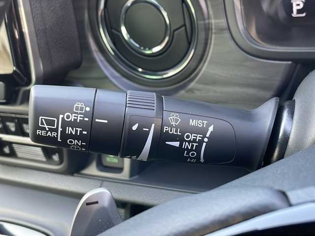 ホンダ Ｎ ＯＮＥ プレミアム ツアラー 道北・旭川 2021(令3)年 0.9万km ブリティッシュグリーンP ハーフレザーシート/前席シートヒーター/純正CD/AUX/社外360ドラレコ/コーナーセンサー/パドルシフト/黒木目調パネル/ステアリングスイッチ/LEDヘッドライトウィンカー/ホンダセンシング/衝突軽減ブレーキ/誤発進抑制ブレーキ/路外逸脱抑制機能/先行者発進おしらせ/スマートキー/電動パーキングアシスト/ブレーキホールド/ヒーテッドドアミラー/革巻ステアリング/USB3口/純正ホイール、冬タイヤ積み込み/保障、取説、スペアキー/禁煙車