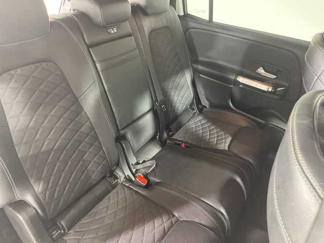 メルセデス・ベンツ ＧＬＢ２００ｄ AMGライン 福岡県 2020(令2)年 4.4万km ポーラホワイト 10.25インチナビゲーション/フルセグテレビ/全方位カメラ/BT USB/レーダーセーフティパッケージ/パワーシート/メモリーシート/シートヒーター/ステアリングスイッチ/スマートキー/デジタルインナーミラー/パワーバックドア/LEDヘッドライト/パトルシフト/ETC2.0