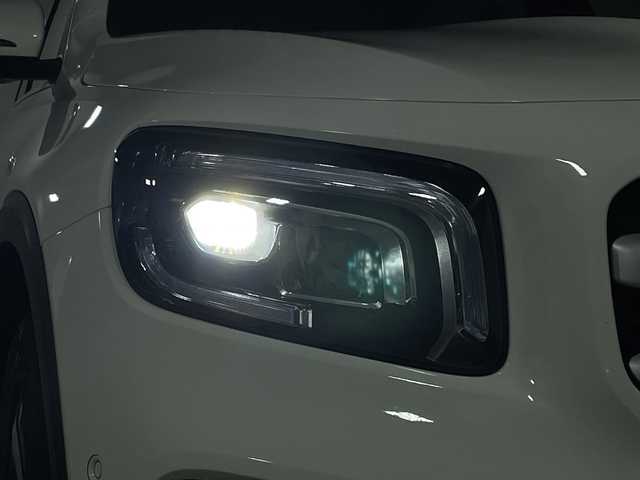メルセデス・ベンツ ＧＬＢ２００ｄ AMGライン 福岡県 2020(令2)年 4.4万km ポーラホワイト 10.25インチナビゲーション/フルセグテレビ/全方位カメラ/BT USB/レーダーセーフティパッケージ/パワーシート/メモリーシート/シートヒーター/ステアリングスイッチ/スマートキー/デジタルインナーミラー/パワーバックドア/LEDヘッドライト/パトルシフト/ETC2.0