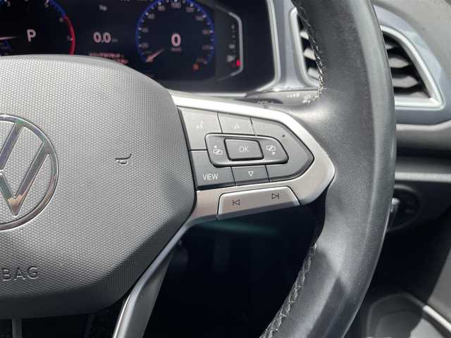 フォルクスワーゲン ＶＷ Ｔ－ロック TSI スタイル 埼玉県 2023(令5)年 2.6万km グレー 純正ナビ/・Bluetoothオーディオ/バックカメラ/ハーフレザーシート/パワーバックドア/アダプティブクルーズコントロール/レーンキープアシスト/純正AWホイール/純正フロアマット/ETC2.0/保証書/取扱説明書/スペアキー
