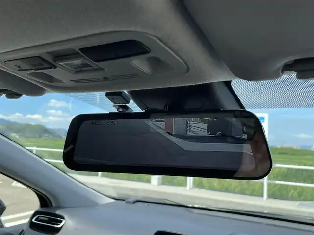 トヨタ アクア Z 佐賀県 2022(令4)年 1.7万km ブラックマイカ 純正10.5型ディスプレイオーディオ　/・USB BT AM FM/・Apple Car Play/Android Auto/バックカメラ /ETC/ミラー一体型ドライブレコーダー/革巻きステアリング/・ステアリングリモコン/スマートキー/・スペアキー×1本/LEDヘッドライト/・オートマチックハイビーム/純正15インチアルミホイール/純正フロアマット/トヨタセーフティセンス/・レーントレーシングアシスト【LTA】/・プリクラッシュセーフティ【PCS】/・クリアランスソナー/・パーキングサポートブレーキ【PKSB】/・ロードサインアシスト【RSA】