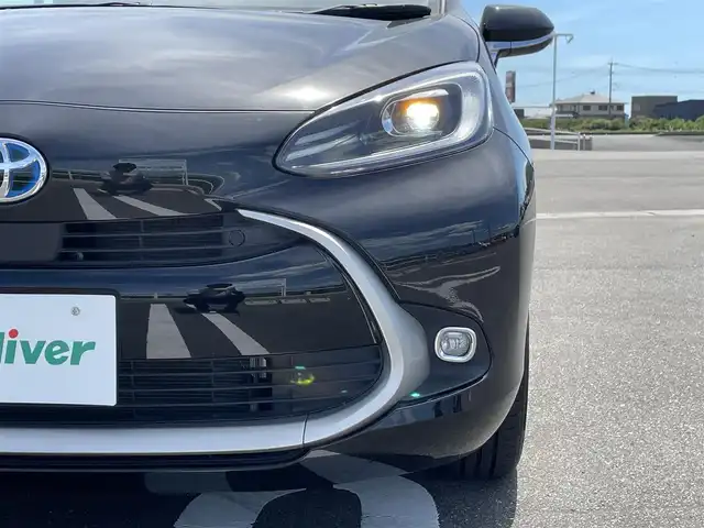 トヨタ アクア Z 佐賀県 2022(令4)年 1.7万km ブラックマイカ 純正10.5型ディスプレイオーディオ　/・USB BT AM FM/・Apple Car Play/Android Auto/バックカメラ /ETC/ミラー一体型ドライブレコーダー/革巻きステアリング/・ステアリングリモコン/スマートキー/・スペアキー×1本/LEDヘッドライト/・オートマチックハイビーム/純正15インチアルミホイール/純正フロアマット/トヨタセーフティセンス/・レーントレーシングアシスト【LTA】/・プリクラッシュセーフティ【PCS】/・クリアランスソナー/・パーキングサポートブレーキ【PKSB】/・ロードサインアシスト【RSA】