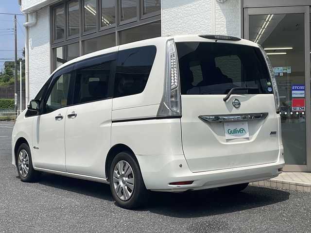 日産 セレナ 20X Sハイブリッド 神奈川県 2014(平26)年 9万km ブリリアントホワイトパール 純正メモリナビ/（FM/AM/CD/SD）/フルセグTV/バックカメラ/ETC/衝突軽減ブレーキ/車線逸脱警報システム/コーナーセンサー/両側パワースライドドア/電動格納ミラー/オートライト/スマートキー/プッシュスタート