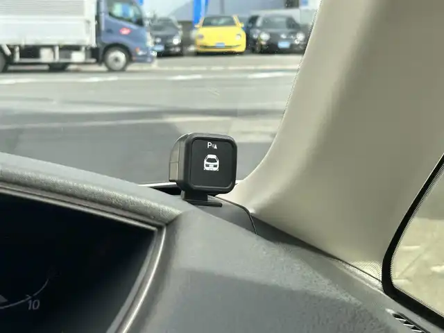 日産 セレナ 20X Sハイブリッド 大阪府 2014(平26)年 9万km ブリリアントホワイトパール 純正SDナビ/（CD・TV）/バックカメラ/衝突軽減防止システム/前後コーナーセンサー/レーンキープアシスト/両側パワースライドドア/純正ホイールキャップ/ビルトインETC/前後ドライブレコーダー