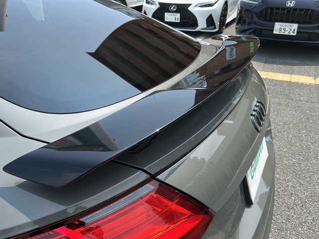 アウディ アウディ ＴＴクーペ Sラインコンペティションプラス 大阪府 2022(令4)年 7.8万km ガンＭ ワンオーナー/純正ナビ/AM/FM/BT/クルーズコントロール/前後ドライブレコーダー/前席シートヒーター/前席パワーシート/バックカメラ/パドルシフト/電動パーキングブレーキ/アイドリングストップ/ETC2.0/コーナーセンサー/横滑り防止装置/19インチ純正アルミホイール/純正フロアマット
