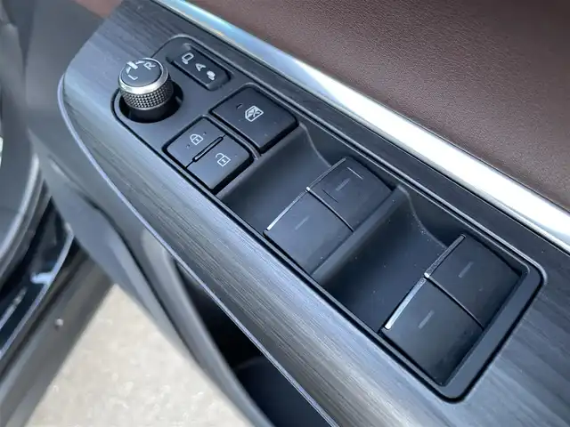 トヨタ ハリアー G 石川県 2020(令2)年 6.3万km プレシャスブラックパール 純正8型ディスプレイオーディオ/フルセグTV/ナビ/バックモニター/LEDヘッドライト/ビルトインETC/純正アルミホイール/パワーバックドア/ブラインドスポットモニター/デジタルミラー/ハーフレザーシート/トヨタセーフティセンス/レーダークルーズ/オートエアコン/オートライト/スマートキー/プッシュスタート
