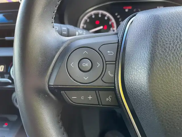 トヨタ ハリアー G 石川県 2020(令2)年 6.3万km プレシャスブラックパール 純正8型ディスプレイオーディオ/フルセグTV/ナビ/バックモニター/LEDヘッドライト/ビルトインETC/純正アルミホイール/パワーバックドア/ブラインドスポットモニター/デジタルミラー/ハーフレザーシート/トヨタセーフティセンス/レーダークルーズ/オートエアコン/オートライト/スマートキー/プッシュスタート