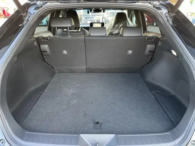 トヨタ ハリアー G 石川県 2020(令2)年 6.3万km プレシャスブラックパール 純正8型ディスプレイオーディオ/フルセグTV/ナビ/バックモニター/LEDヘッドライト/ビルトインETC/純正アルミホイール/パワーバックドア/ブラインドスポットモニター/デジタルミラー/ハーフレザーシート/トヨタセーフティセンス/レーダークルーズ/オートエアコン/オートライト/スマートキー/プッシュスタート