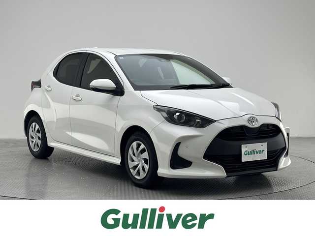 トヨタ ヤリス X 兵庫県 2020(令2)年 4.7万km スーパーホワイトⅡ トヨタセーフティセンス/純正メモリーナビBT＆USB再生可/Miracast/バックカメラ/ビルトインETC/オートライト＆ハイビーム/ヘッドライトレベライザー/コーナーセンサー/社外フロアマット/スマーキー/プッシュスタート/W＆サイド＆カーテンエアバック