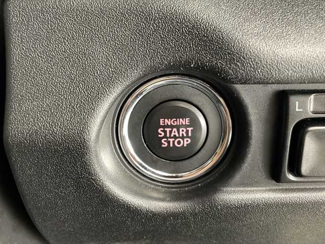 スズキ ジムニー XC 宮崎県 2022(令4)年 3.9万km ジャングルグリーン 禁煙車/衝突被害軽減ブレーキ/社外ナビTV/（ストラーダ/CN-HE01D/CD/Bluetooth/フルセグTV)/社外バックカメラ/社外ETC/社外前後ドライブレコーダー/純正16インチアルミ/純正セキュリティアラーム/純正シートカバー/純正LEDオートライト/純正フォグ/純正フロアマット/クルーズコントロール/オートマチックハイビーム/レーンディパーチャーアラート/ダウンヒルアシストコントロール/前席シートヒーター/オートエアコン/本革巻ハンドル/スマートキー/プッシュエンジンスタート/新車時保証書/取扱い説明書