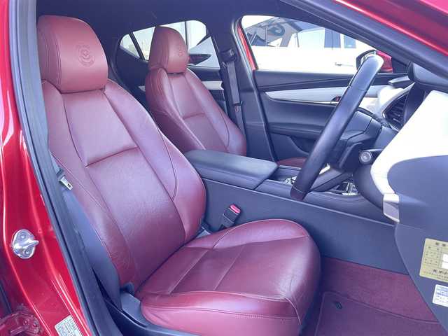 マツダ マツダ３ファストバック 15S 100周年特別記念車 群馬県 2020(令2)年 4.8万km ソウルレッドクリスタルM ワンオーナー/純正SDナビ/（フルセグTV/AM/FM/Bluetooth/CD/DVD/USB// HDMI）/プレミアムサウンド(BOSE)/i-ACTIVSENSE/・衝突ブレーキ/・レーンキープ/・ブラインドスポットモニター/・オートクルーズコントロール/360°カメラ/Wエアバッグ/プッシュスタート/アイドリングストップ/電子パーキングブレーキ/ブレーキオートホールド/D席シートメモリー付きパワーシート/D+N席シートヒーター/パドルシフト/ステアリングスイッチ/ステアリングヒーター/スポーツモード/オートライト/LEDヘッドライト/オートハイビーム/コーナーセンサー/純正18インチアルミホイール/純正フロアマット/純正ETC/スペアキー×1/新車保証書/取扱説明書/記録簿