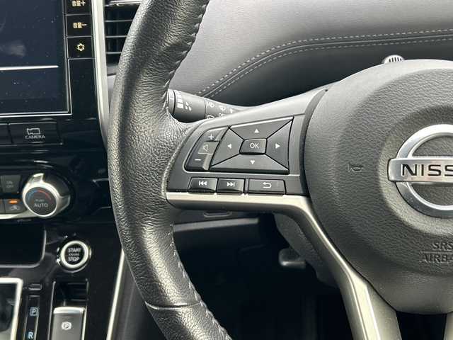 日産 セレナ ハイウェイスター V 千葉県 2020(令2)年 2.5万km ブリリアントシルバー 10型ナビ 全方位カメラ プロパイロット ドラレコ ETC 両側パワースライドドア ハンズフリーオートスライドドア フルセグ ブルーレイ パーキングアシスト 16AW LEDライト オートライト