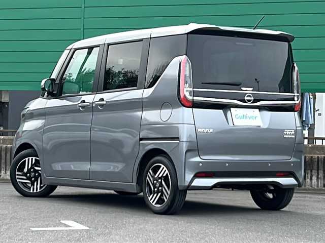 日産 ルークス ハイウェイスター X 千葉県 2024(令6)年 2.3万km チタニウムグレーメタリック 純正ナビ/Bluetooth搭載/フルセグTV/全方位カメラ/バックカメラ/フロントカメラ/サイドカメラ/AAC/片側パワースライドドア/純正14インチアルミホイール/純正フロアマット/LEDヘッドライト/オートライト/ビルトインETC/スマートキー