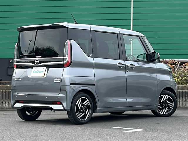 日産 ルークス ハイウェイスター X 千葉県 2024(令6)年 2.3万km チタニウムグレーメタリック 純正ナビ/Bluetooth搭載/フルセグTV/全方位カメラ/バックカメラ/フロントカメラ/サイドカメラ/AAC/片側パワースライドドア/純正14インチアルミホイール/純正フロアマット/LEDヘッドライト/オートライト/ビルトインETC/スマートキー