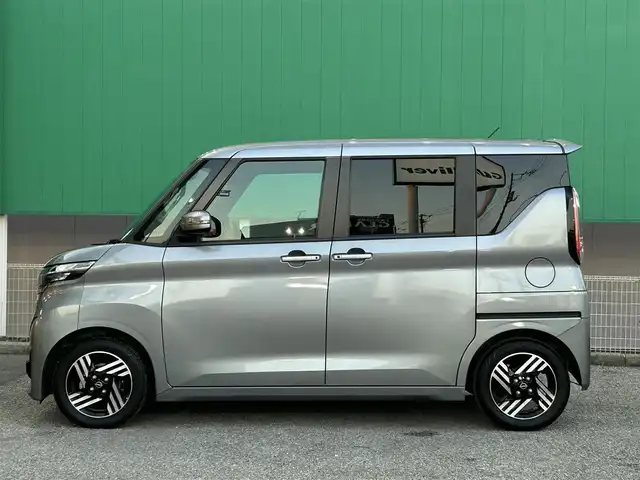 日産 ルークス ハイウェイスター X 千葉県 2024(令6)年 2.3万km チタニウムグレーメタリック 純正メーカーナビMM223D-Le/フルセグTV/アラウンドビューモニター/片側パワースライドドア/エマージェンシーブレーキ/車線逸脱警報/先行車発進お知らせ/コーナーセンサー/ビルトインETC/スペアキー１本/社外ＡＷ付きスタッドレスタイヤ/ドライブレコーダー前方・車内/ウインカーミラー/純正フロアマット/LEDヘッドライト/オートライト